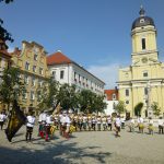 Begrüßung auf dem Karlsplatz